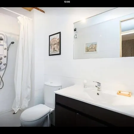 Lx Townhouse Ideal For Big Groups Prime Location Trendy Street *