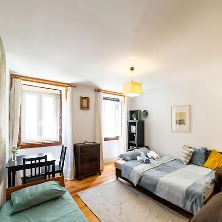 Feriehus Lx Townhouse Ideal For Big Groups Prime Location Trendy Street Lisboa
