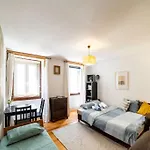 Hébergement de vacances Lx Townhouse Ideal For Big Groups Prime Location Trendy Street Lisboa