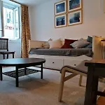 Lx Townhouse Ideal For Big Groups Prime Location Trendy Street