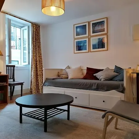 Casa de Férias Lx Townhouse Ideal For Big Groups Prime Location Trendy Street Lisboa
